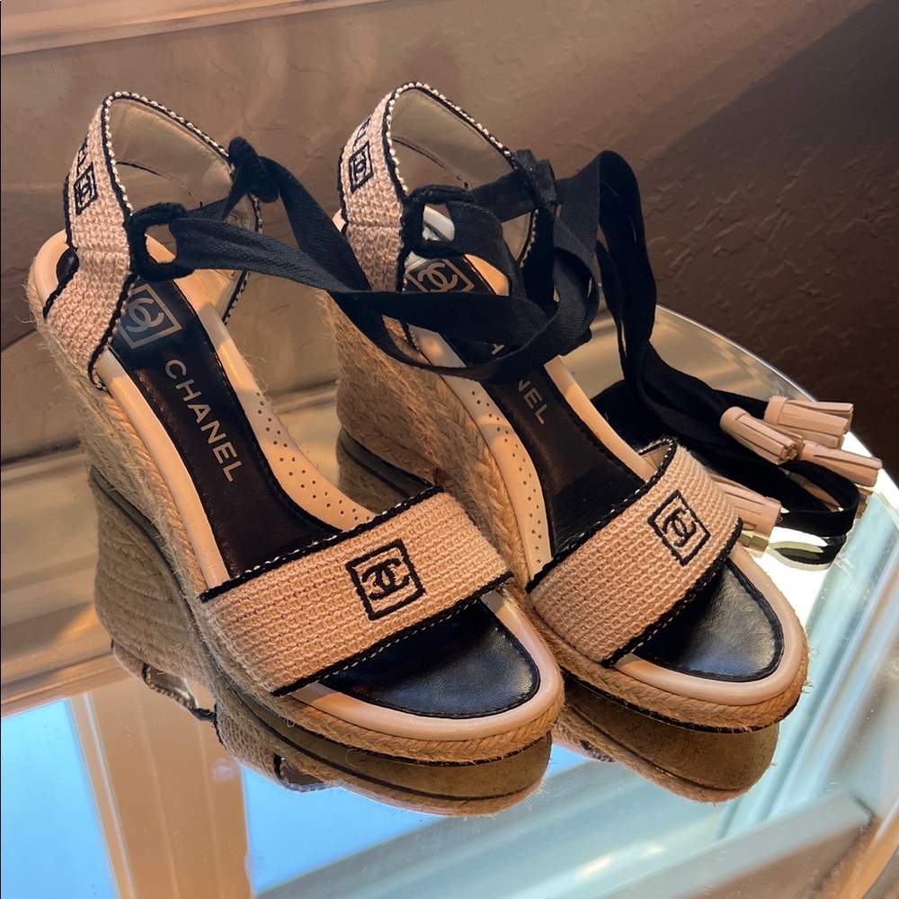 CHANEL Black and Cream Espadrille Wedges 37